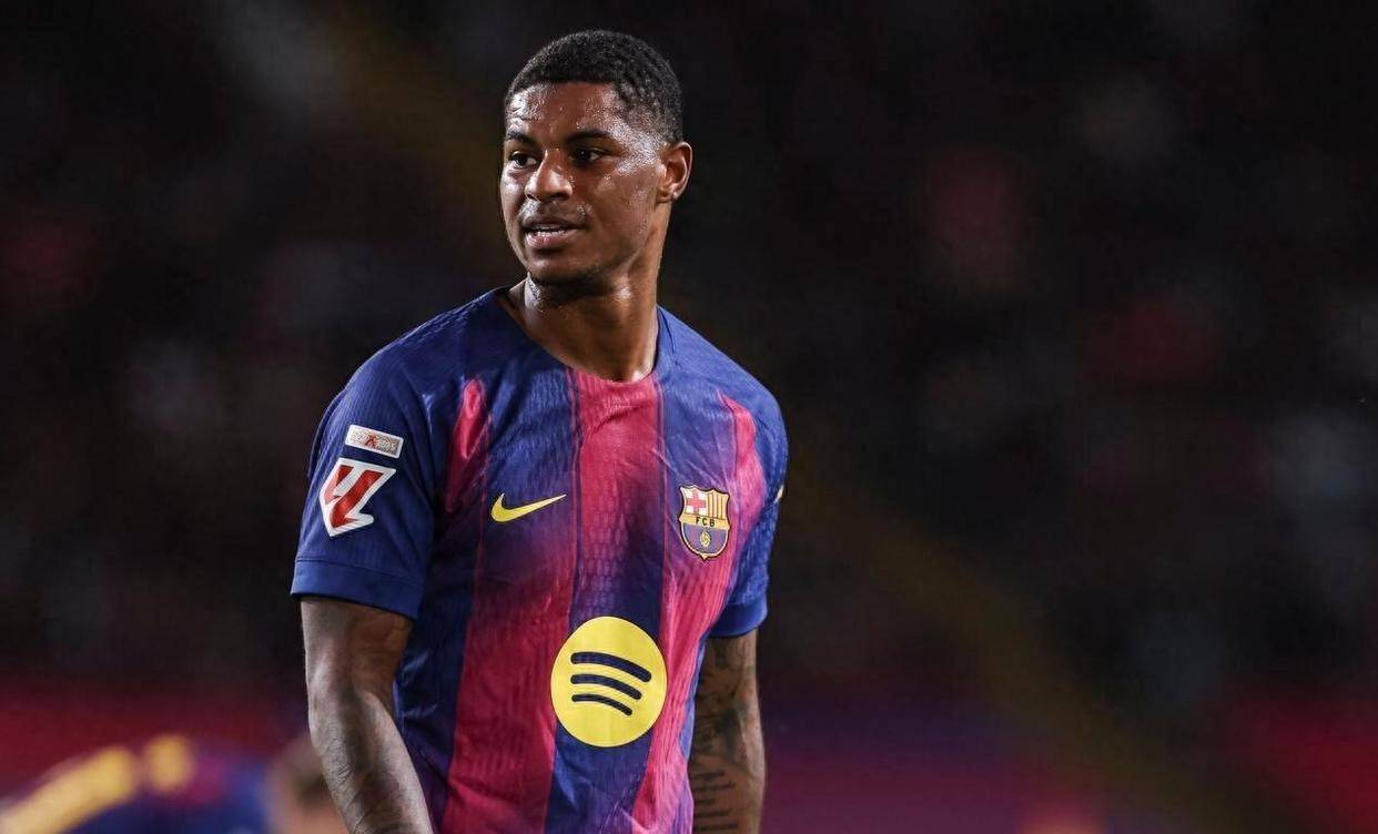 爱游戏在线-曼联轻取智利,拉什福德点燃赛场