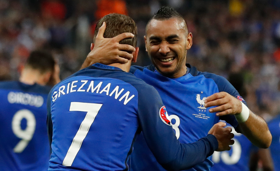 爱游戏-法国队横扫德国队,安赛龙关键制胜